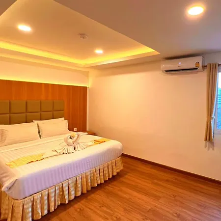 The Grand Lodge Pattaya Exterior photo